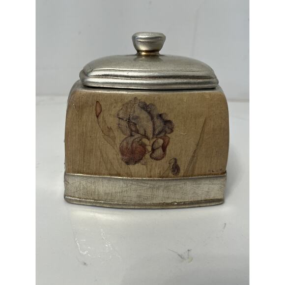 Croscill Home Fashions Covered Jar with Lid, Painted Leaf Gold Tone - Picture 1 of 5